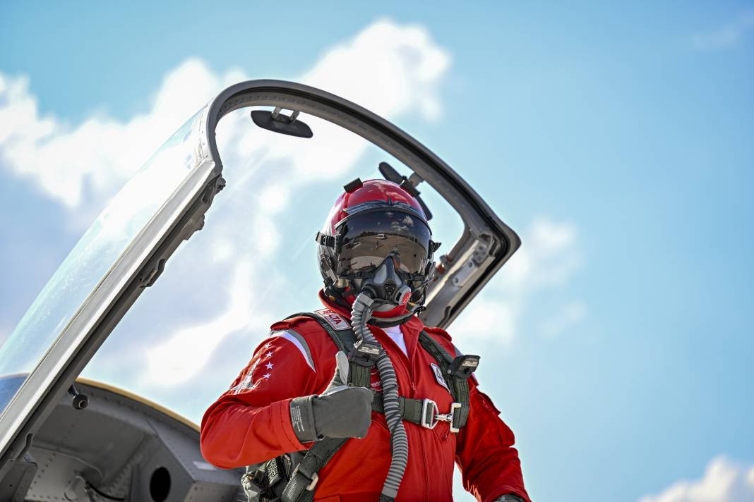 Türk Yıldızları’ndan 30 Ağustos’ta Anıtkabir’de saygı uçuşu - Resim: 3